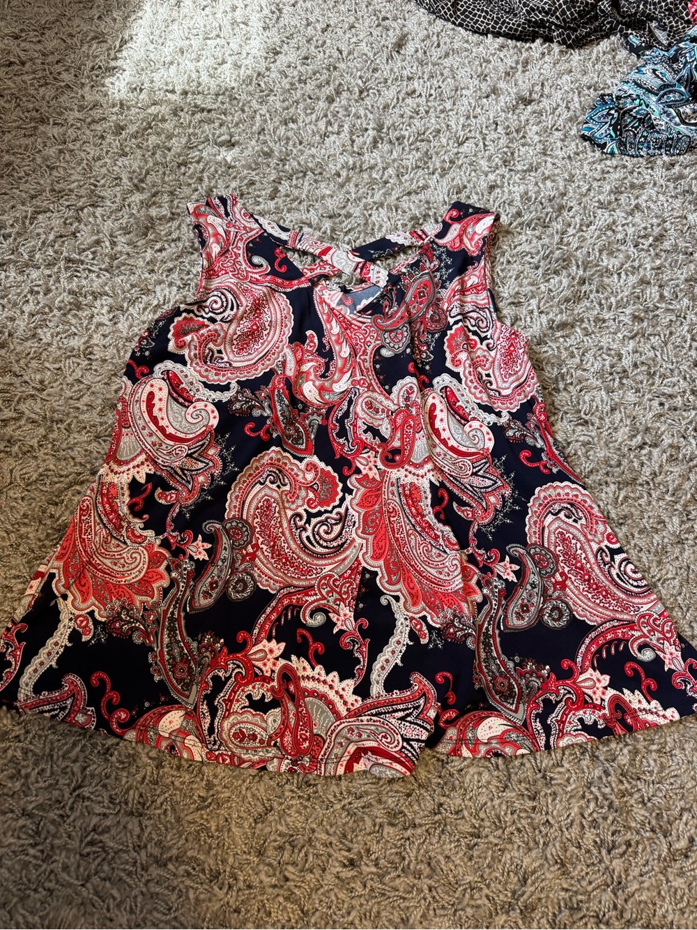Tank Top - Picture 3 of 4